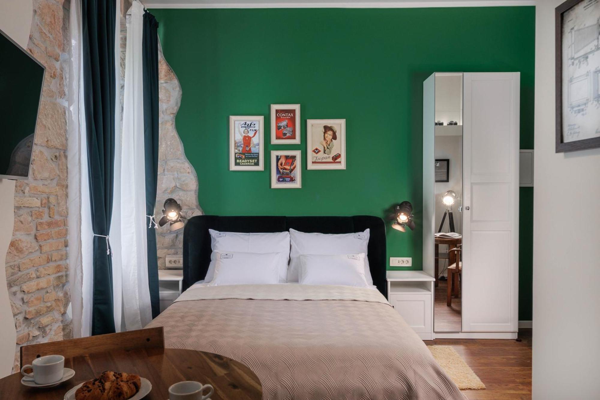 Photel Studio Apartments Crikvenica Bagian luar foto