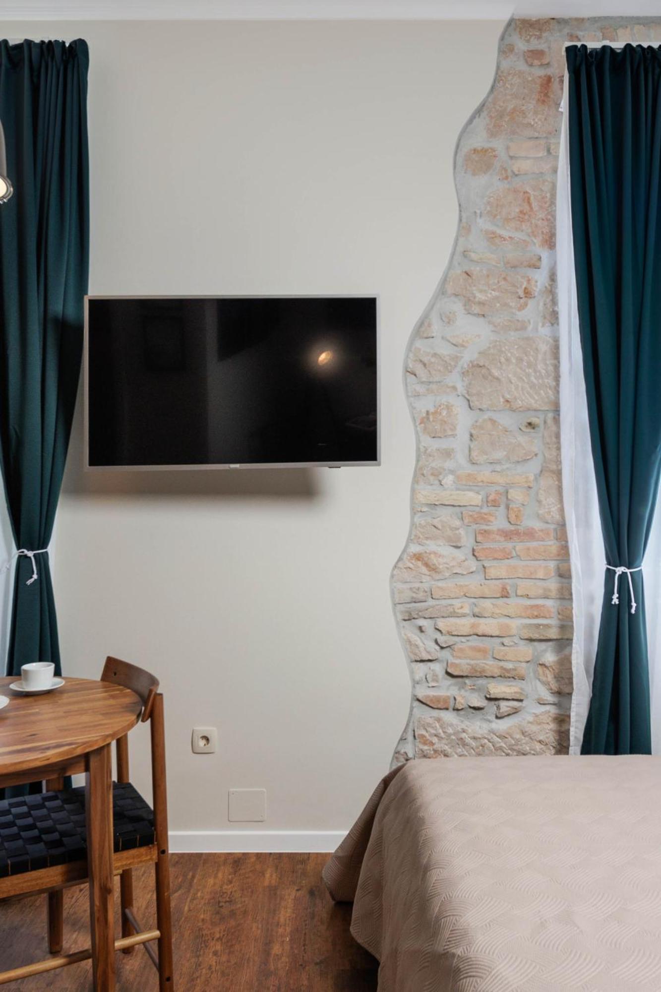 Photel Studio Apartments Crikvenica Bagian luar foto